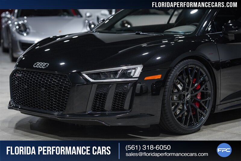 2018 Audi R8 5.2 V10 RWS   - Photo 62 - Riviera Beach, FL 33407