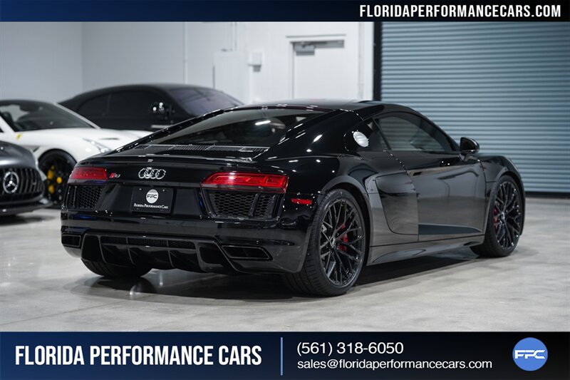 2018 Audi R8 5.2 V10 RWS   - Photo 16 - Riviera Beach, FL 33407