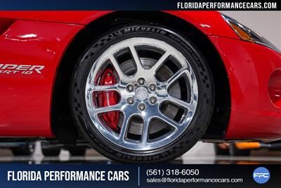 2006 Dodge Viper SRT-10   - Photo 43 - Riviera Beach, FL 33407