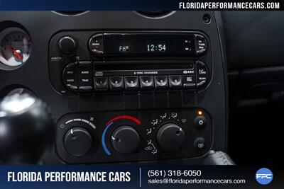 2006 Dodge Viper SRT-10   - Photo 49 - Riviera Beach, FL 33407