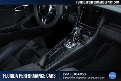 2015 Porsche 911 GT3   - Photo 56 - Riviera Beach, FL 33407