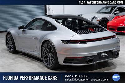 2024 Porsche 911 Carrera T   - Photo 4 - Riviera Beach, FL 33407