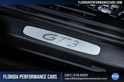 2018 Porsche 911 GT3 - Photo 26 - Riviera Beach, FL 33407