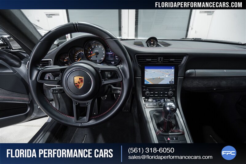 2018 Porsche 911 GT3   - Photo 23 - Riviera Beach, FL 33407