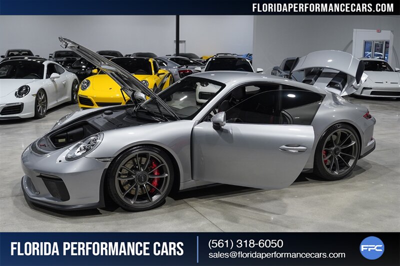 2018 Porsche 911 GT3   - Photo 32 - Riviera Beach, FL 33407