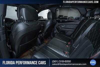 2017 Bentley Bentayga W12   - Photo 28 - Riviera Beach, FL 33407