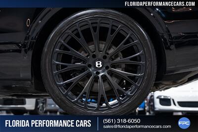 2017 Bentley Bentayga W12   - Photo 12 - Riviera Beach, FL 33407