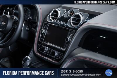2017 Bentley Bentayga W12   - Photo 62 - Riviera Beach, FL 33407