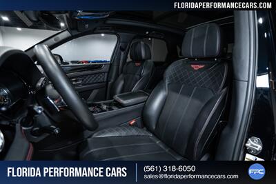 2017 Bentley Bentayga W12   - Photo 19 - Riviera Beach, FL 33407