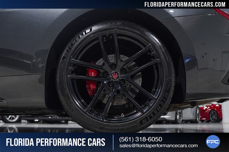 2017 Maserati GranTurismo MC Centennial   - Photo 12 - Riviera Beach, FL 33407