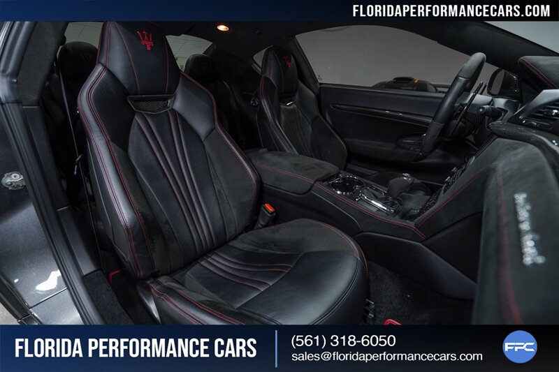 2017 Maserati GranTurismo MC Centennial   - Photo 29 - Riviera Beach, FL 33407