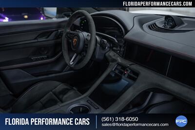 2023 Porsche Taycan GTS - Photo 59 - Riviera Beach, FL 33407
