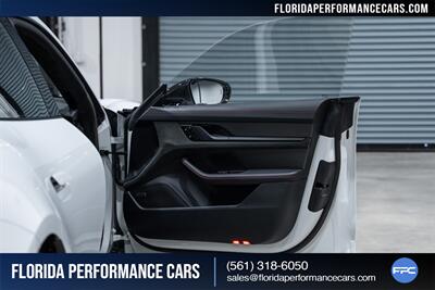 2023 Porsche Taycan GTS - Photo 35 - Riviera Beach, FL 33407