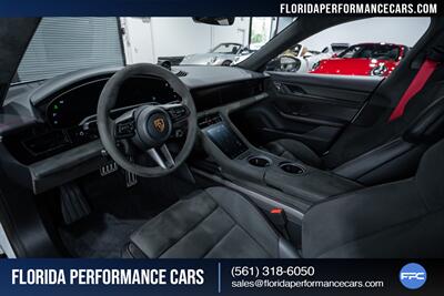 2023 Porsche Taycan GTS - Photo 18 - Riviera Beach, FL 33407