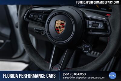 2023 Porsche Taycan GTS - Photo 54 - Riviera Beach, FL 33407