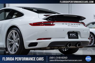 2019 Porsche 911 Carrera 4 - Photo 14 - Riviera Beach, FL 33407