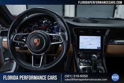2019 Porsche 911 Carrera 4 - Photo 43 - Riviera Beach, FL 33407
