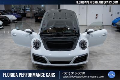 2019 Porsche 911 Carrera 4 - Photo 36 - Riviera Beach, FL 33407