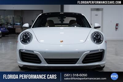 2019 Porsche 911 Carrera 4 - Photo 65 - Riviera Beach, FL 33407