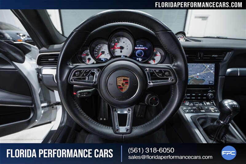 2017 Porsche 911 Carrera S   - Photo 20 - Riviera Beach, FL 33407