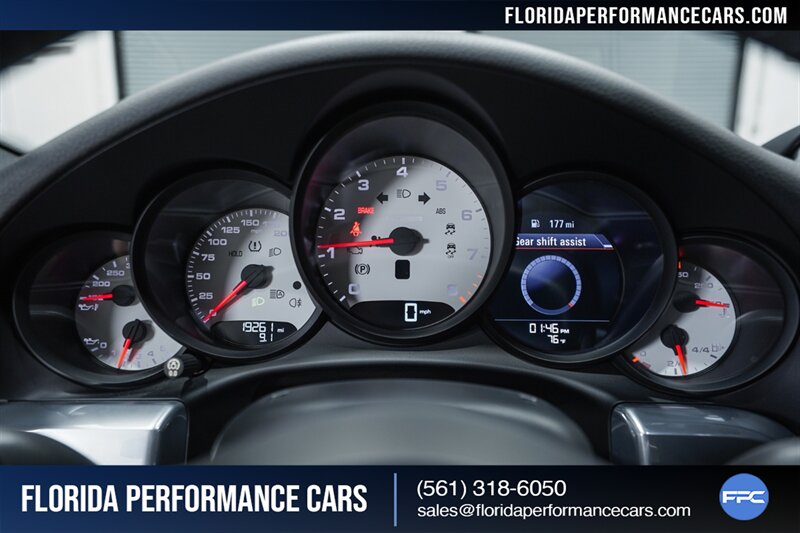 2017 Porsche 911 Carrera S   - Photo 16 - Riviera Beach, FL 33407