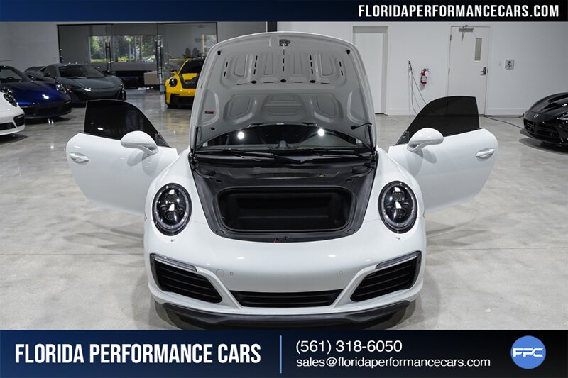 2017 Porsche 911 Carrera S   - Photo 36 - Riviera Beach, FL 33407