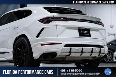 2019 Lamborghini Urus   - Photo 17 - Riviera Beach, FL 33407