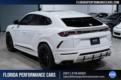 2019 Lamborghini Urus   - Photo 4 - Riviera Beach, FL 33407