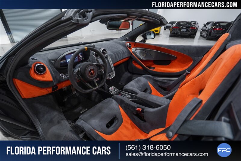 2020 McLaren 600LT Spider   - Photo 20 - Riviera Beach, FL 33407