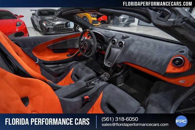 2020 McLaren 600LT Spider   - Photo 29 - Riviera Beach, FL 33407