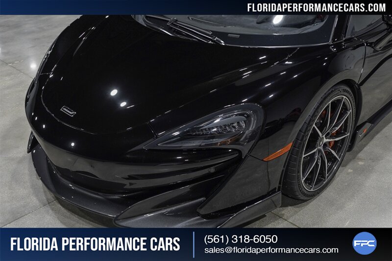 2020 McLaren 600LT Spider   - Photo 12 - Riviera Beach, FL 33407