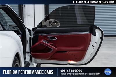 2017 Porsche 911 Carrera S   - Photo 33 - Riviera Beach, FL 33407
