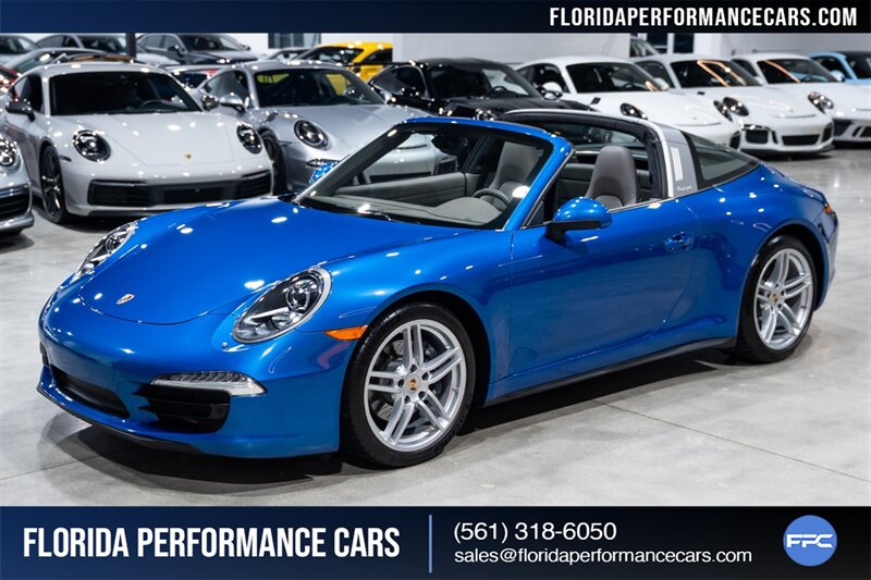 2015 Porsche 911 Targa 4  