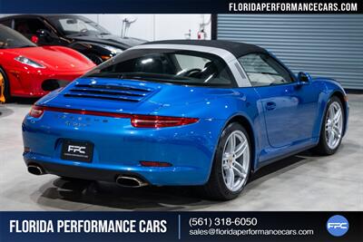 2015 Porsche 911 Targa 4 - Photo 13 - Riviera Beach, FL 33407