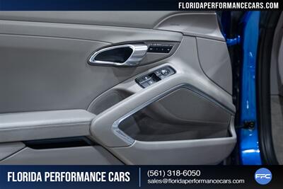 2015 Porsche 911 Targa 4 - Photo 28 - Riviera Beach, FL 33407