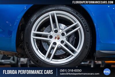 2015 Porsche 911 Targa 4 - Photo 15 - Riviera Beach, FL 33407