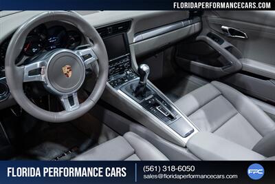 2015 Porsche 911 Targa 4 - Photo 50 - Riviera Beach, FL 33407