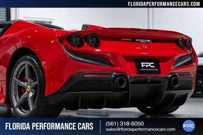 2021 Ferrari F8 Spider - Photo 19 - Riviera Beach, FL 33407
