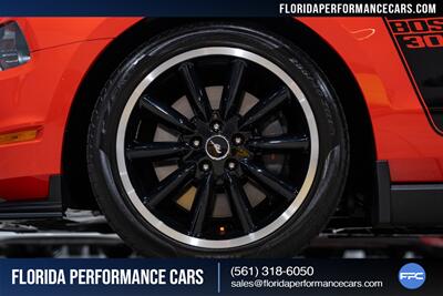 2012 Ford Mustang Boss 302   - Photo 12 - Riviera Beach, FL 33407