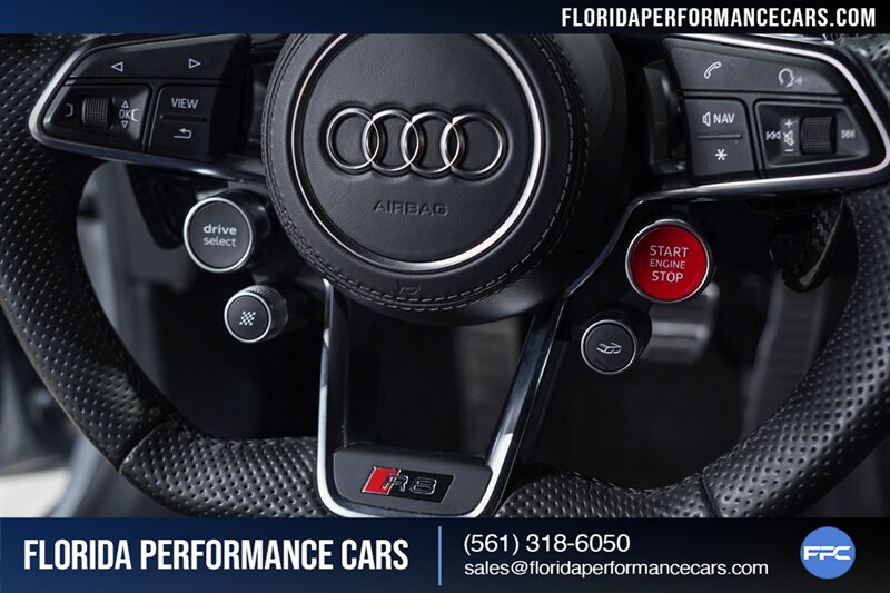 2017 Audi R8 5.2 quattro V10 Plus   - Photo 47 - Riviera Beach, FL 33407