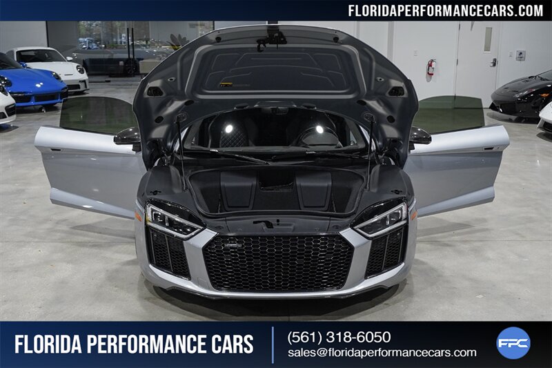 2017 Audi R8 5.2 quattro V10 Plus   - Photo 37 - Riviera Beach, FL 33407