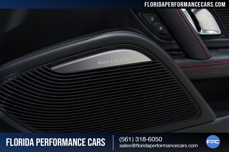 2017 Audi R8 5.2 quattro V10 Plus   - Photo 58 - Riviera Beach, FL 33407