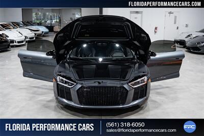 2018 Audi R8 5.2 V10 RWS   - Photo 36 - Riviera Beach, FL 33407