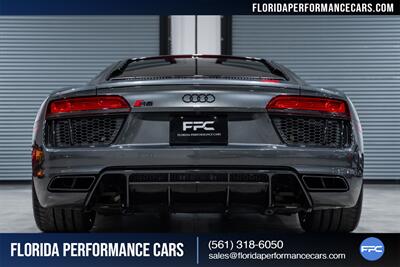 2018 Audi R8 5.2 V10 RWS   - Photo 65 - Riviera Beach, FL 33407