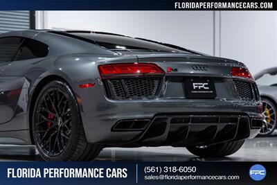 2018 Audi R8 5.2 V10 RWS   - Photo 14 - Riviera Beach, FL 33407