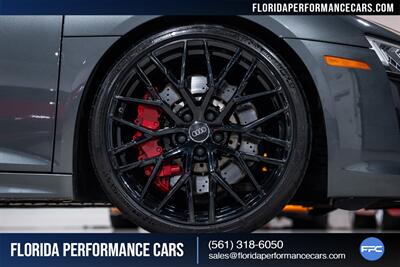 2018 Audi R8 5.2 V10 RWS   - Photo 43 - Riviera Beach, FL 33407