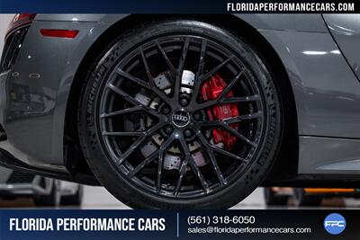 2018 Audi R8 5.2 V10 RWS   - Photo 42 - Riviera Beach, FL 33407