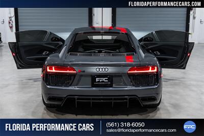 2018 Audi R8 5.2 V10 RWS   - Photo 35 - Riviera Beach, FL 33407