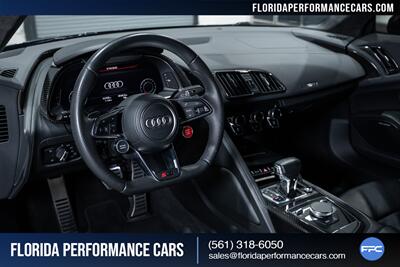2018 Audi R8 5.2 V10 RWS   - Photo 46 - Riviera Beach, FL 33407