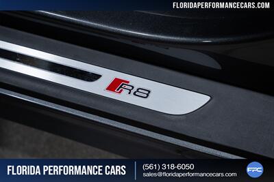 2018 Audi R8 5.2 V10 RWS   - Photo 26 - Riviera Beach, FL 33407